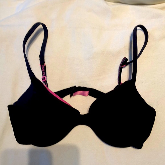Pink Victoria’s Secret bra